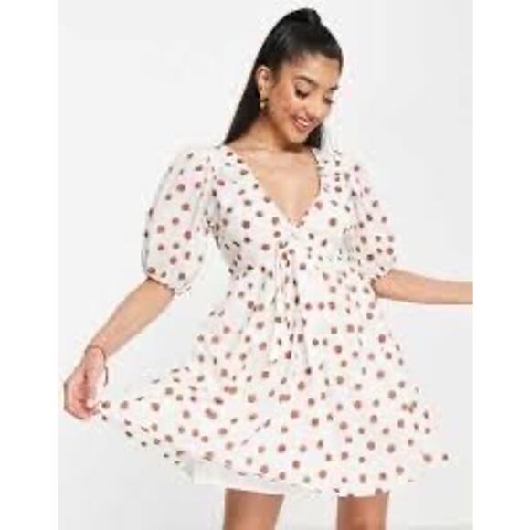 Abercrombie & Fitch Women’s White and Brown Polka dot  tie front size Medium - Picture 2 of 3